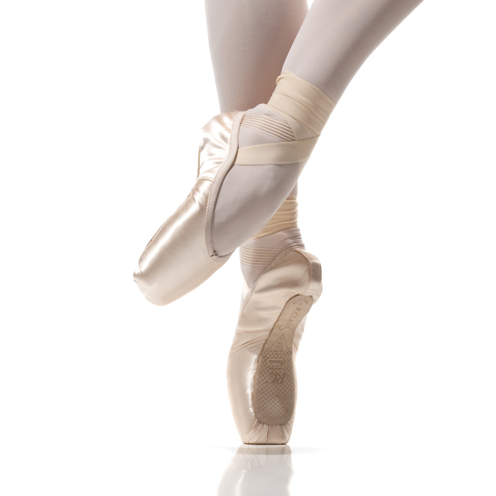 R-Class Arpeggia CL70 Pointe Shoe - Medium Shank